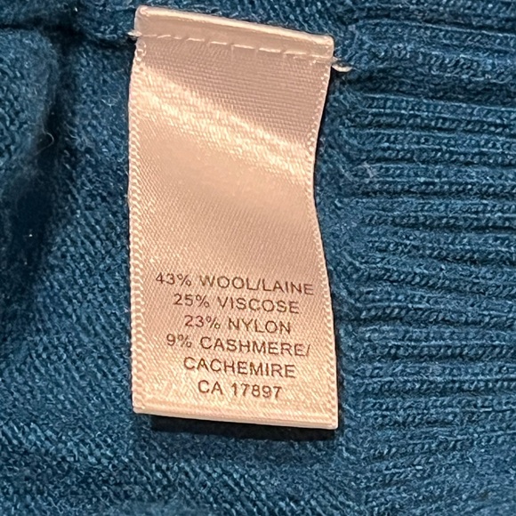 Banana Republic Wool Cashmere blend blue teal sweater, Size Medium - Picture 6 of 6